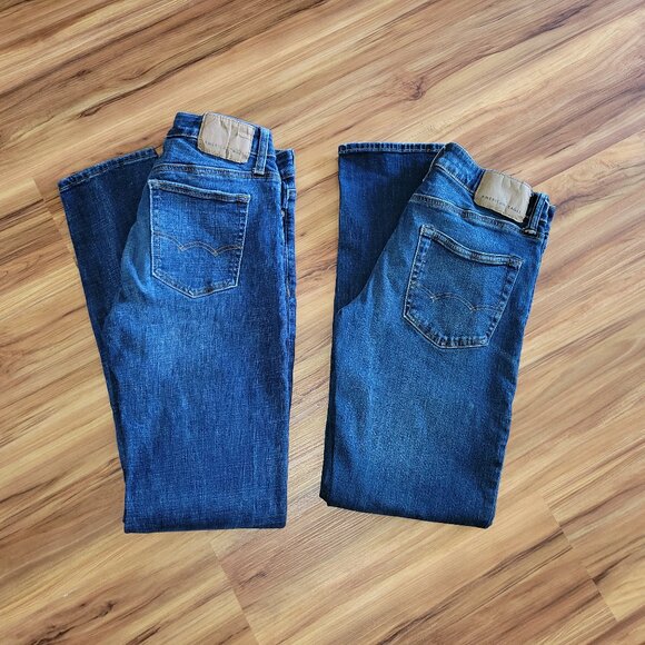 2 Pair AE Jeans - Picture 1 of 9